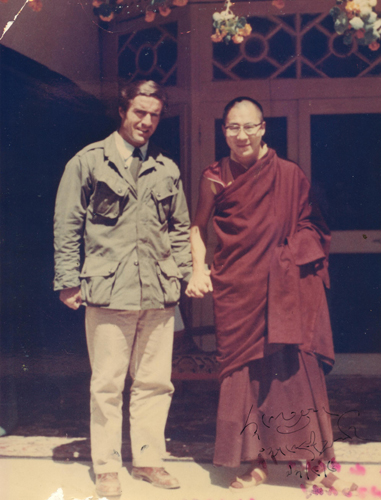 Miguel de la Quadra Salcedo con el Dalai Lama