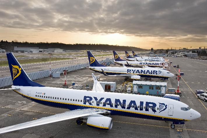 Ryanair anuncia mejoras en su servicio al cliente