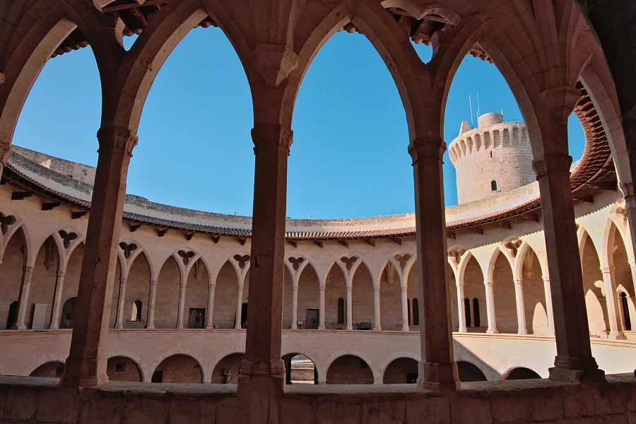 5 curiosidades del Castillo de Bellver de Palma que lo hacen único en el mundo  