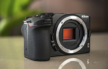 Nikon lanza la Z 30 para vloggers