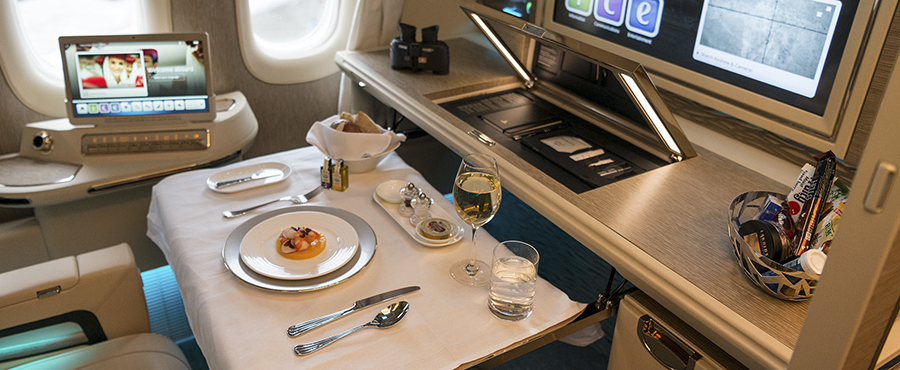 Emirates ofrece el servicio de pedido anticipado de comidas a bordo en 92 destinos