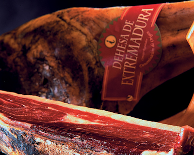 Badajoz impulsa la ruta del jamón ibérico dehesa de Extremadura