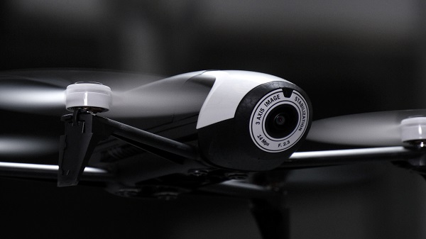 Parrot Bebop 2 ¡El drone todo-en-uno!