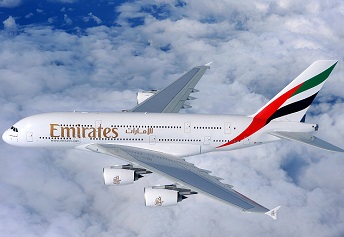Emirates celebra su 6º aniversario en España