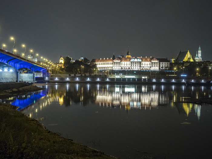 VARSOVIA, El resurgir del Ave Fénix
