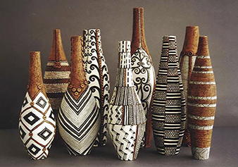 Varios artistas reinventan las tradiciones de Sudafrica