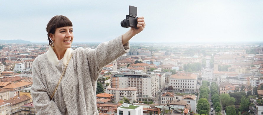 Panasonic lanza la nueva LUMIX GX880