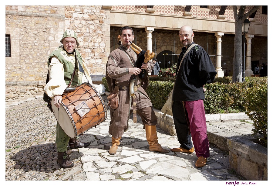 El Tren Medieval descubre Sigüenza en primavera  