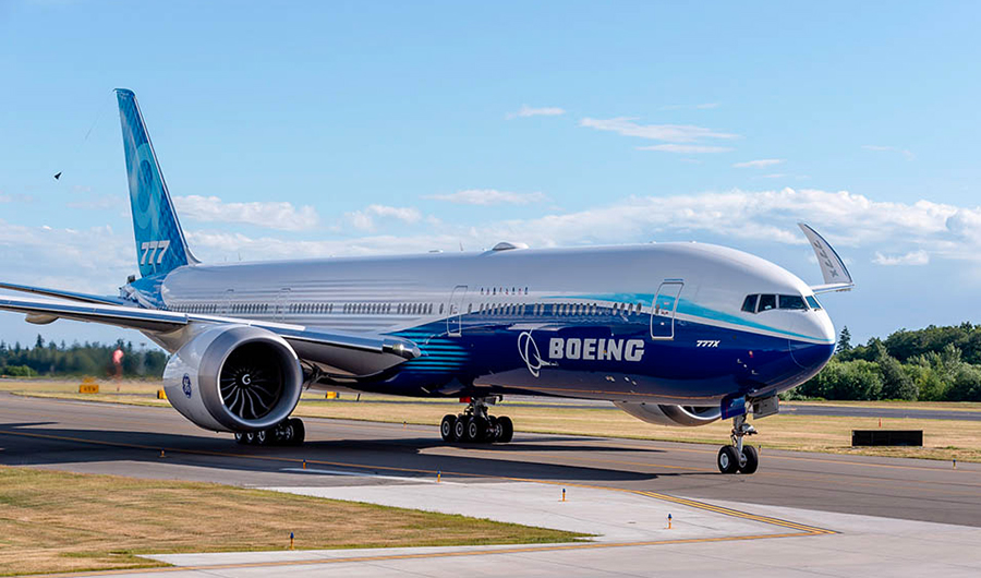 El nuevo Boeing 777X completa con éxito su primer vuelo