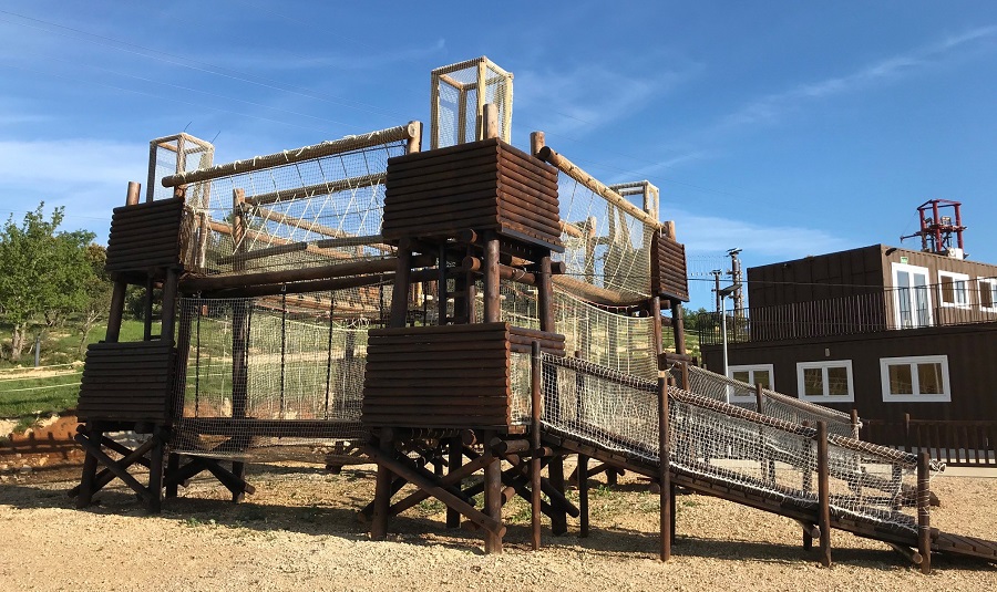 Naturaleza, ocio y cultura se dan cita en el parque multiaventura Valterria