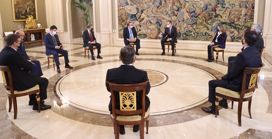 S.M. el Rey Felipe recibe en audiencia a la Mesa del Turismo