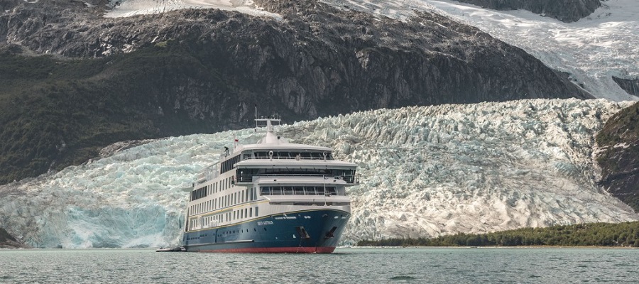 Australis lanza en FITUR oferta especial para conocer a fondo Patagonia