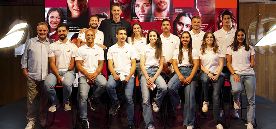 Iberia presenta su nuevo Equipo Iberia Talento a BordoIberia presenta su nuevo Equipo Iberia Talento a Bordo
